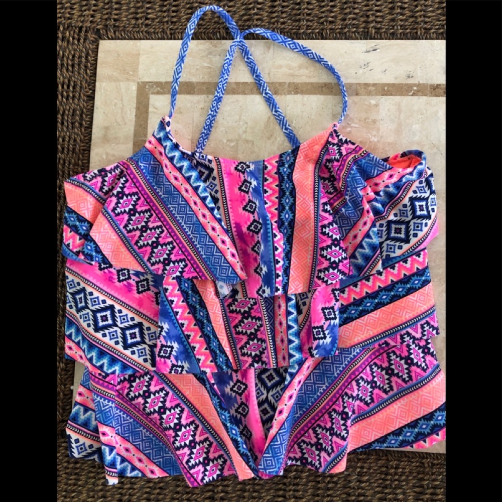 Arizona jeans Bathing suit separate. Ruffled